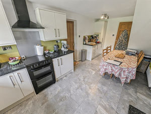 Photo 21- click for photo gallery